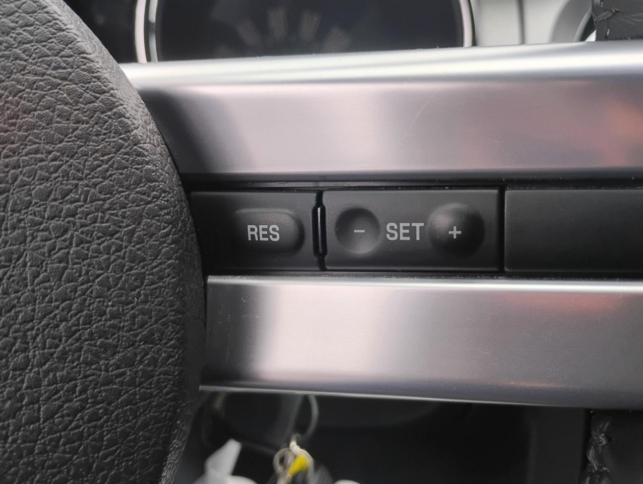 Ford Mustang 2dr Cpe GT Deluxe 2006