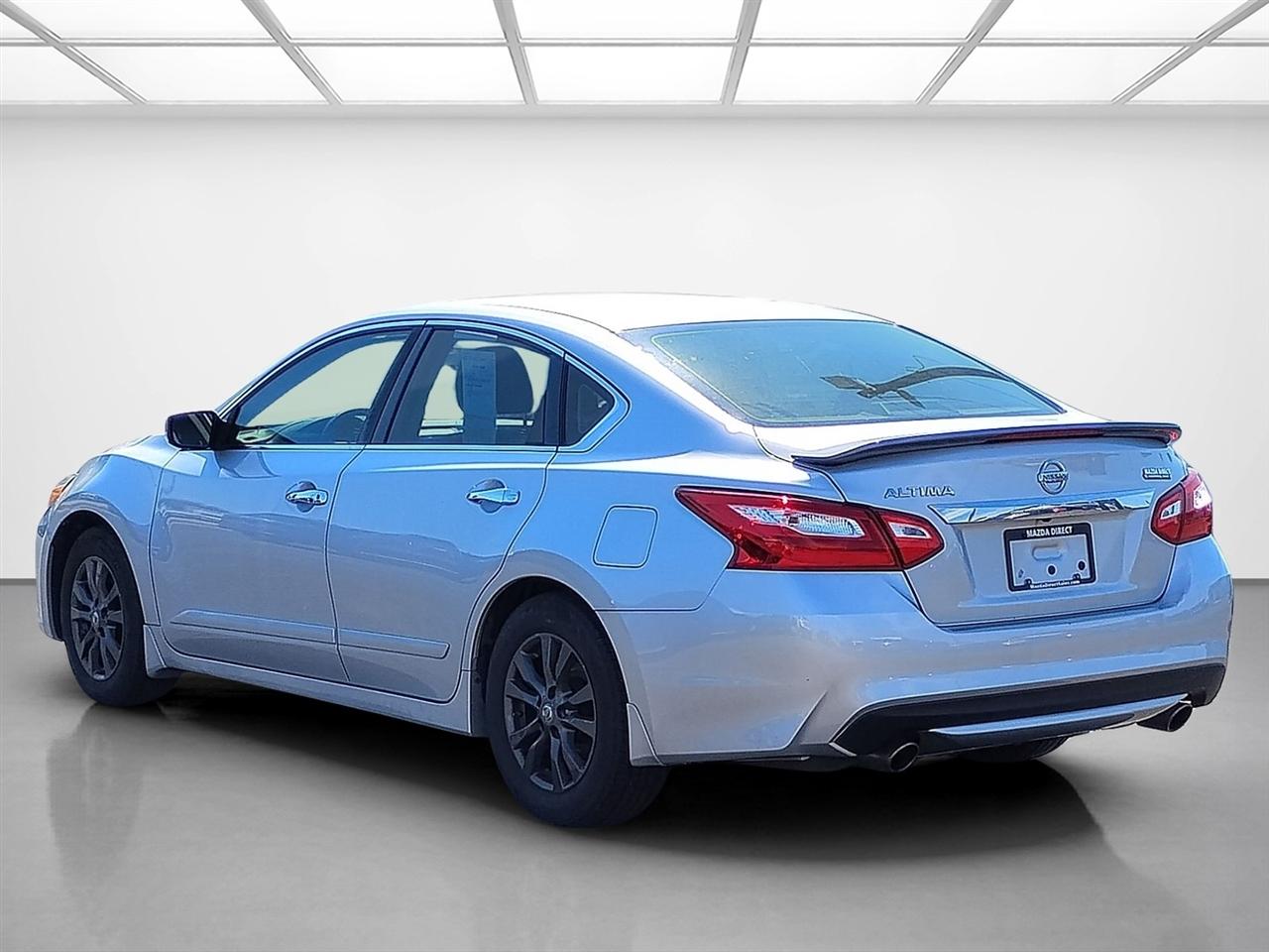 Nissan Altima 2.5 S Sedan 2017