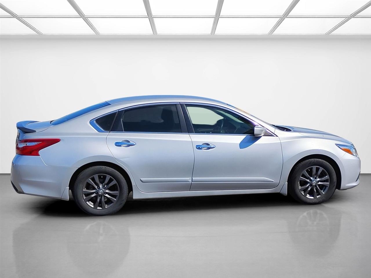 Nissan Altima 2.5 S Sedan 2017