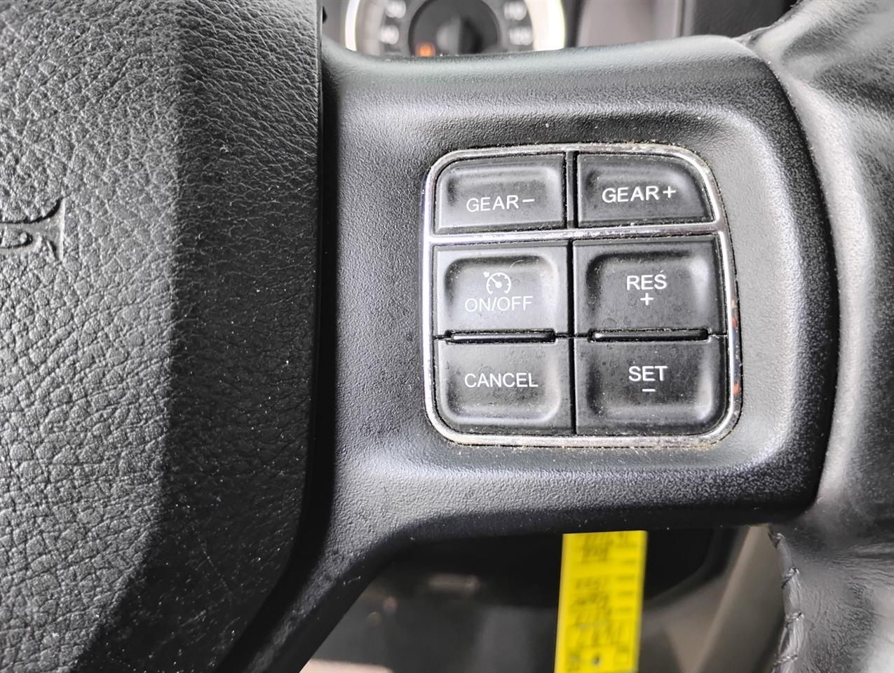 RAM 1500 Night 4x4 Crew Cab 5'7" Box *Ltd Avail* 2018