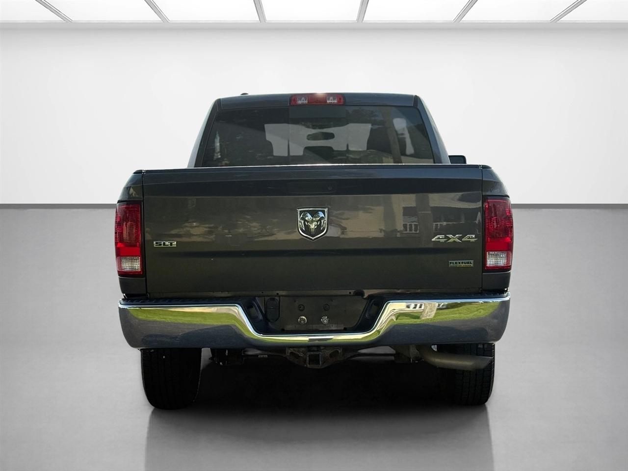 RAM 1500 SLT 4x4 Quad Cab 6'4" Box 2017