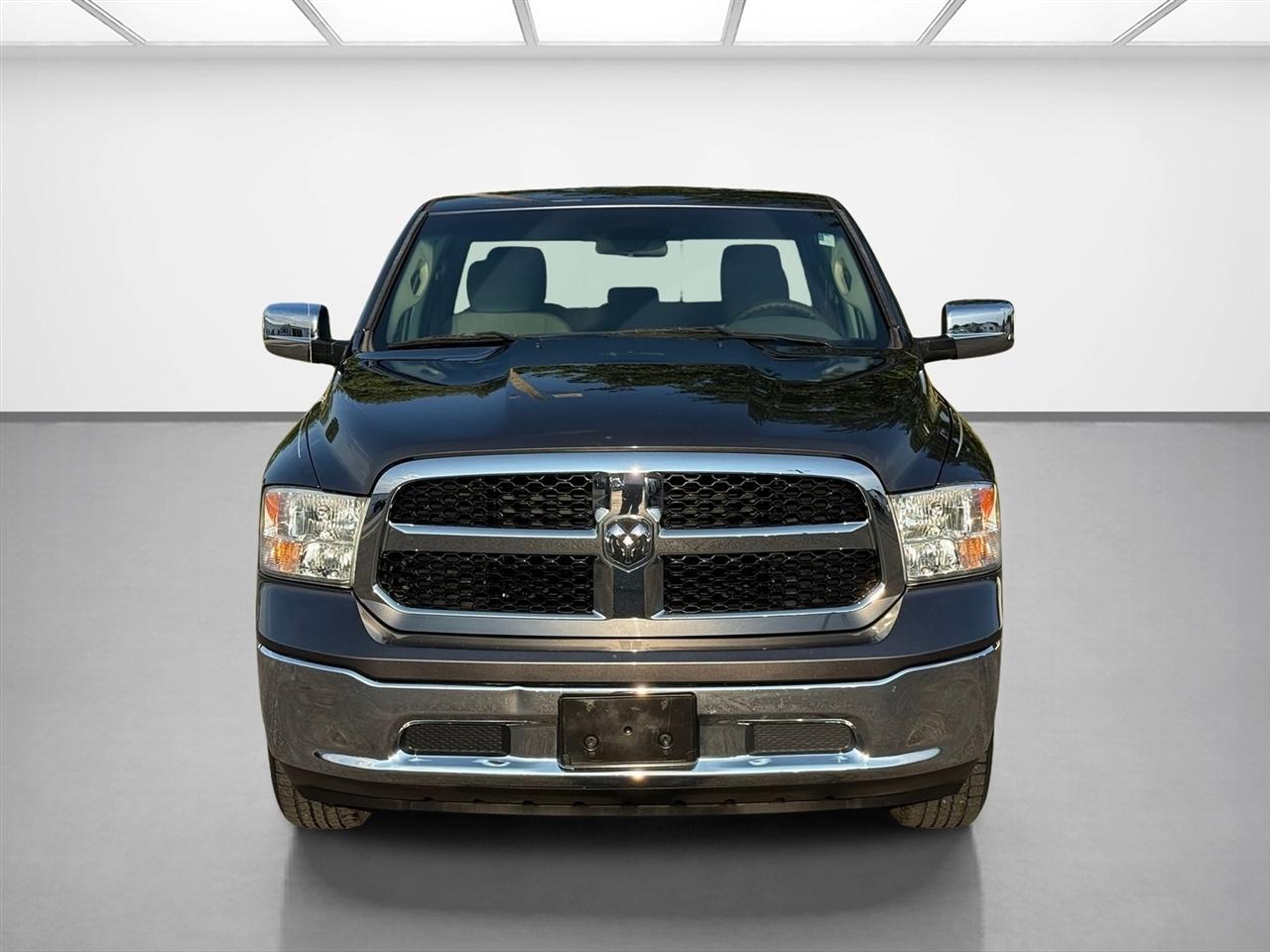 RAM 1500 SLT 4x4 Quad Cab 6'4" Box 2017