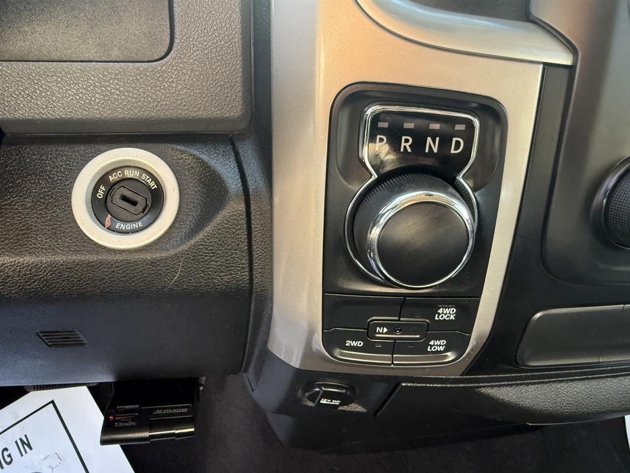 RAM 1500 SLT 4x4 Quad Cab 6'4" Box 2017