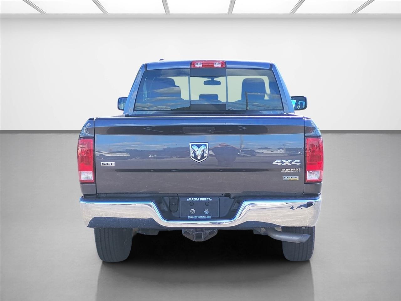 RAM 1500 SLT 4x4 Quad Cab 6'4" Box 2017