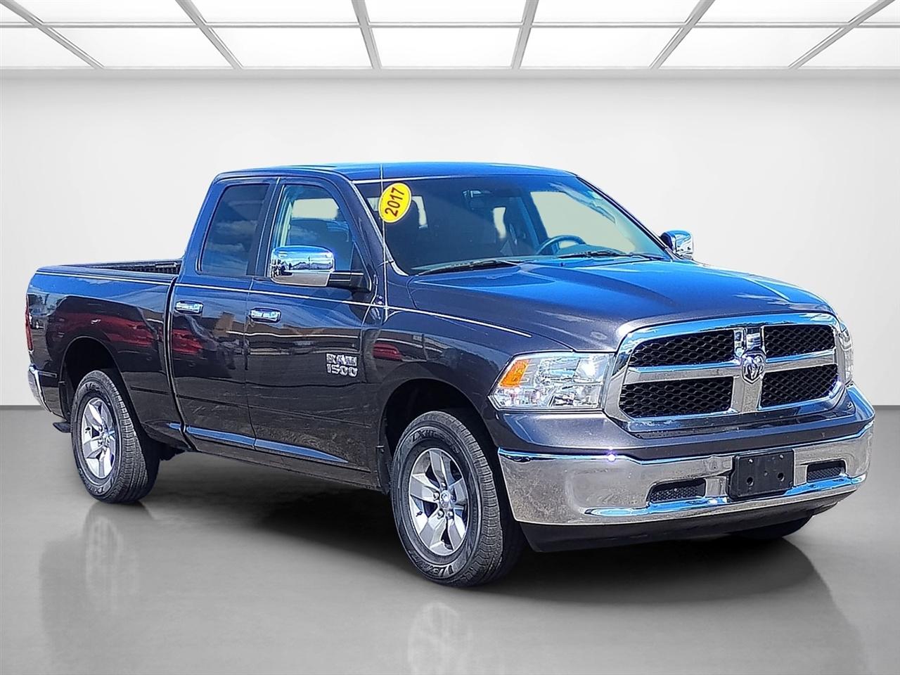 RAM 1500 SLT 4x4 Quad Cab 6'4" Box 2017