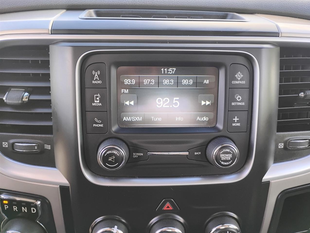 RAM 1500 SLT 4x4 Quad Cab 6'4" Box 2017