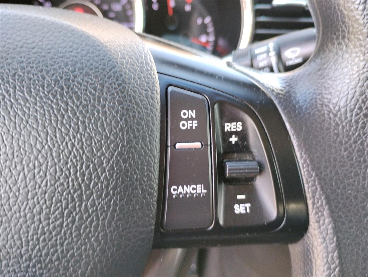Kia Optima 4dr Sdn LX 2013