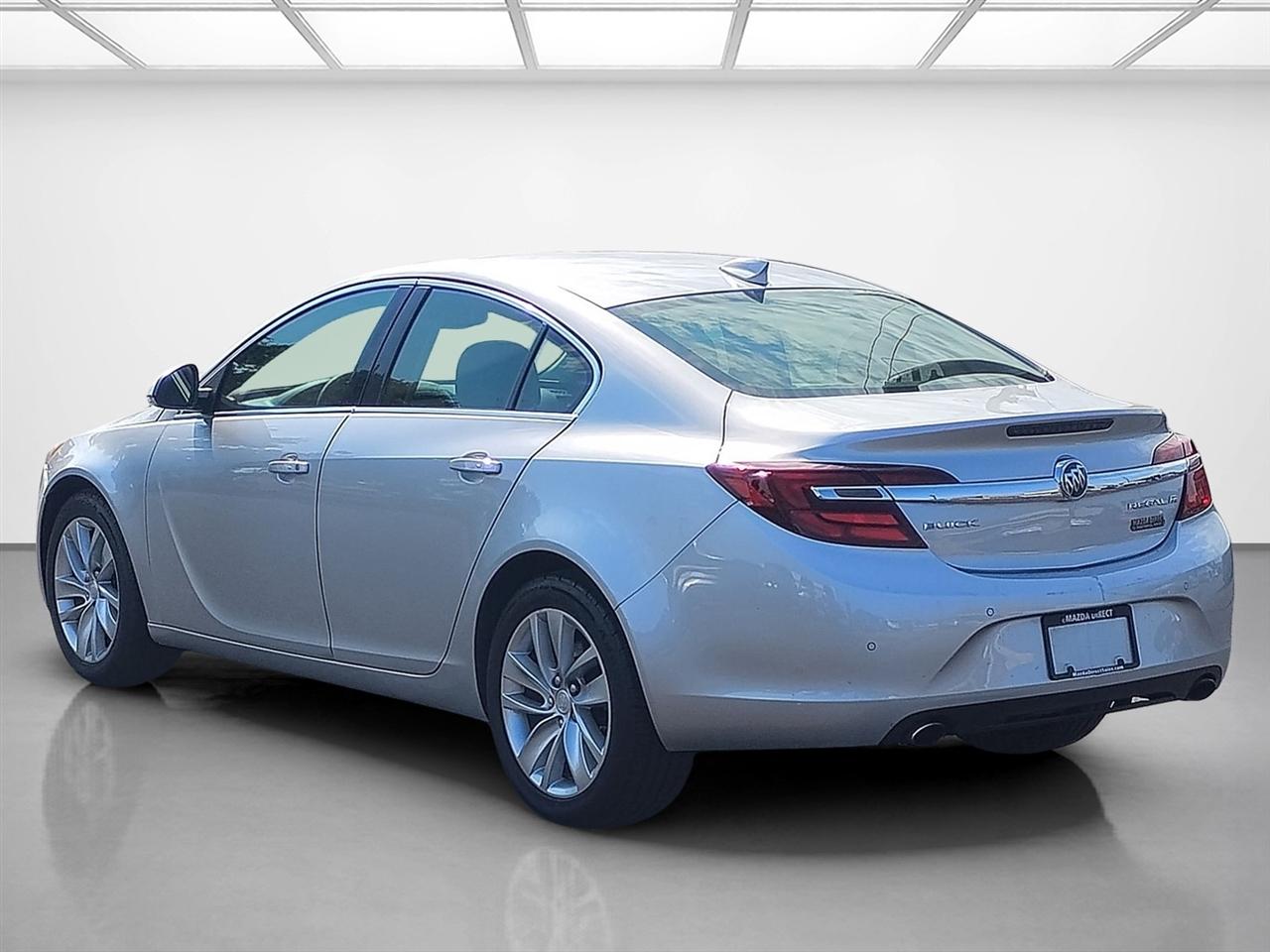 Buick Regal 4dr Sdn Premium I FWD 2015