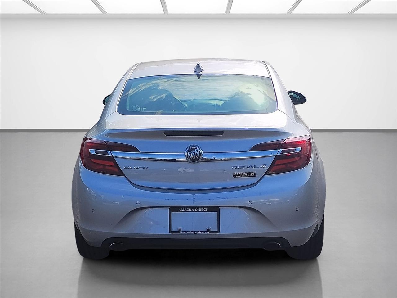 Buick Regal 4dr Sdn Premium I FWD 2015