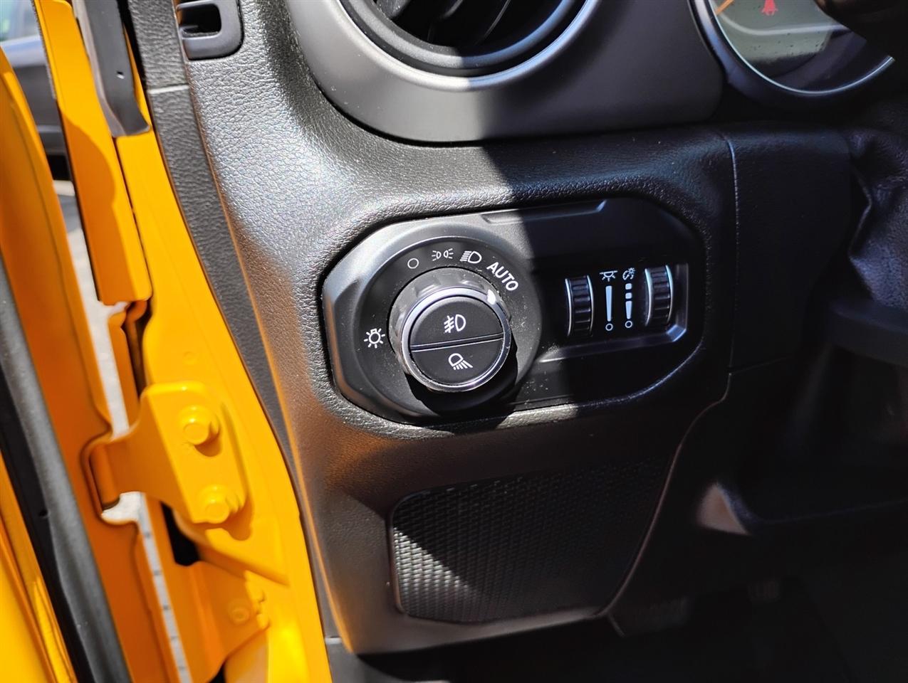 Jeep Gladiator Willys 4x4 2021