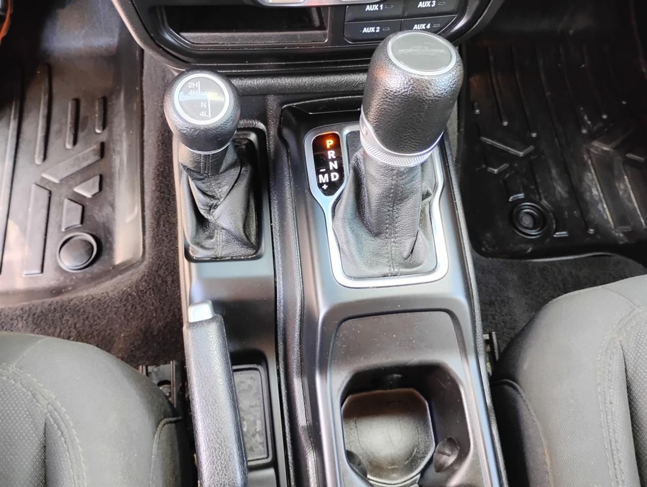 Jeep Gladiator Willys 4x4 2021