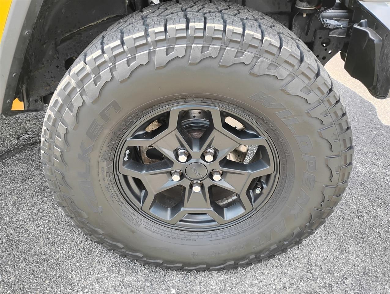 Jeep Gladiator Willys 4x4 2021
