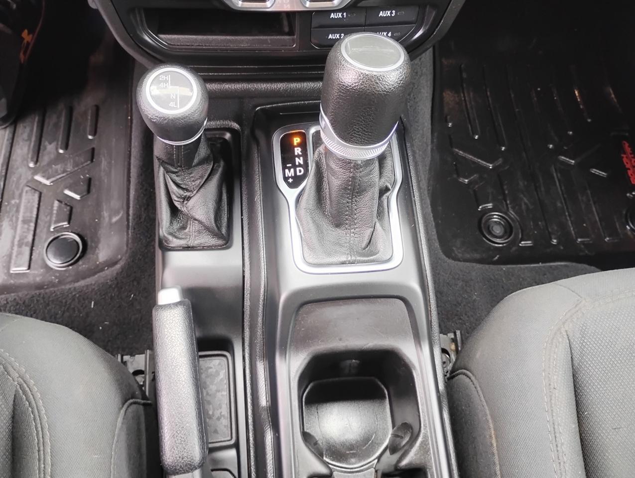 Jeep Gladiator Willys 4x4 2021
