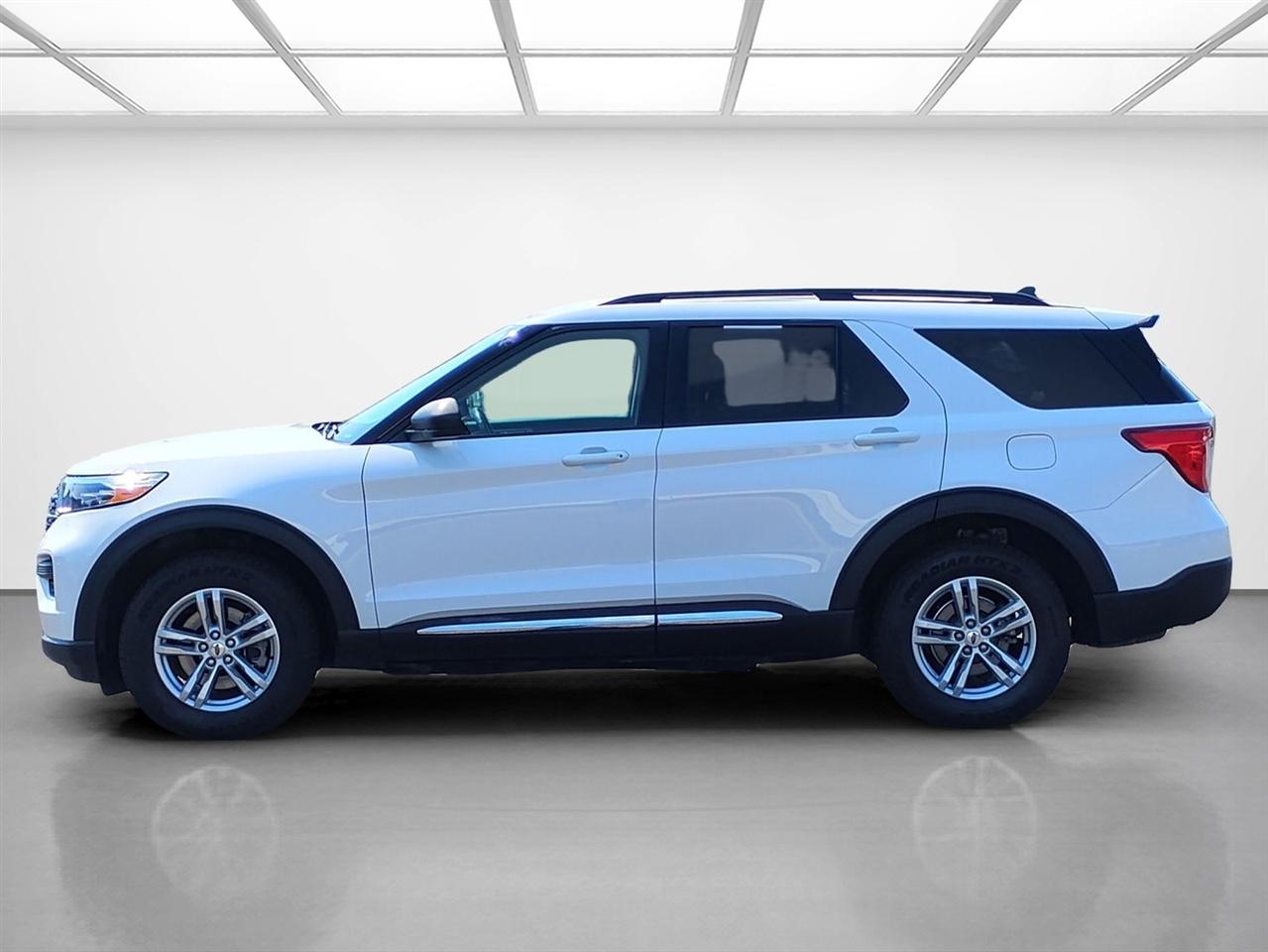 Ford Explorer XLT 4WD 2022