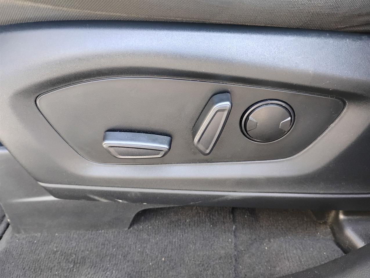 Ford Explorer XLT 4WD 2022