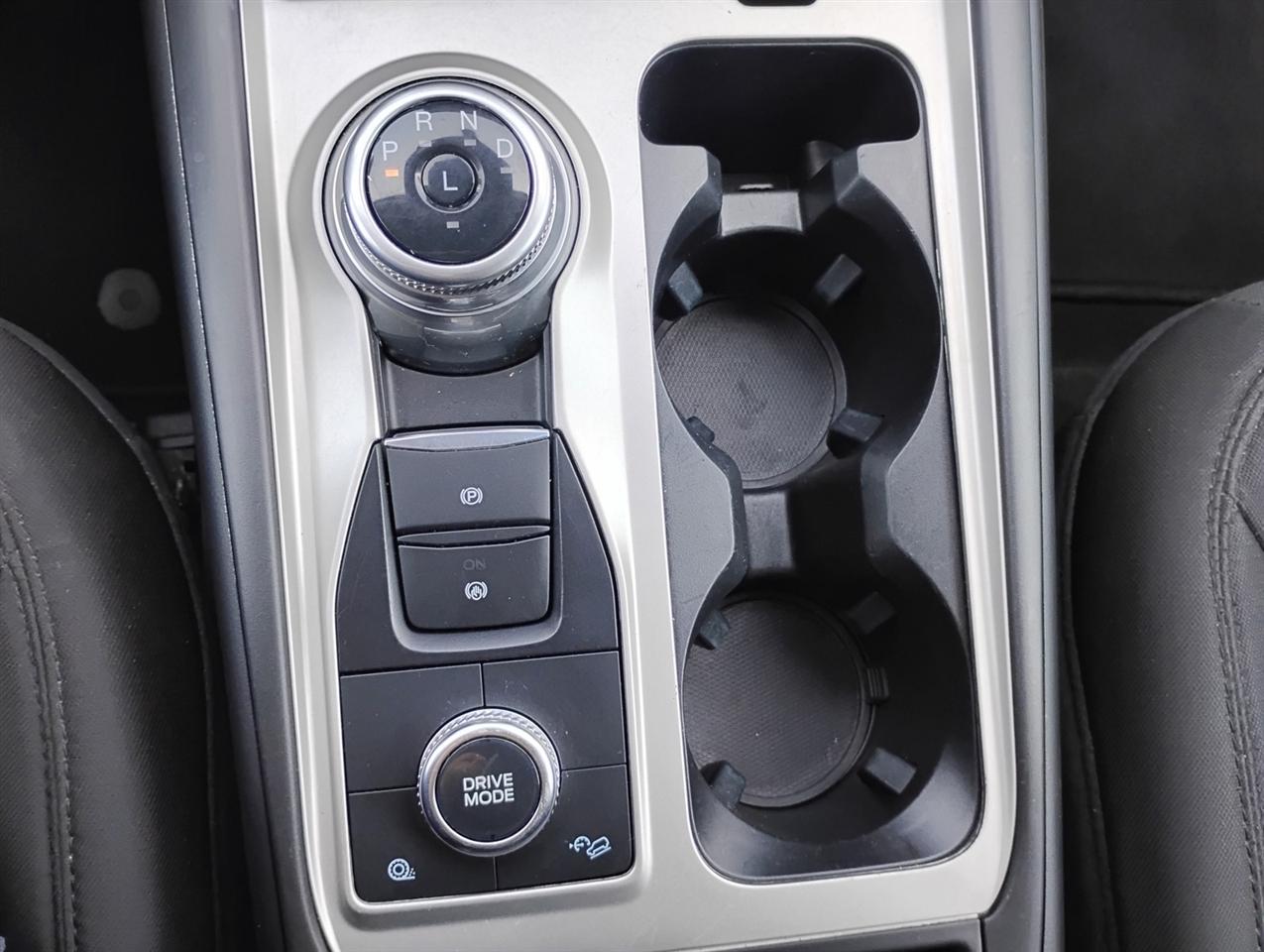 Ford Explorer XLT 4WD 2022