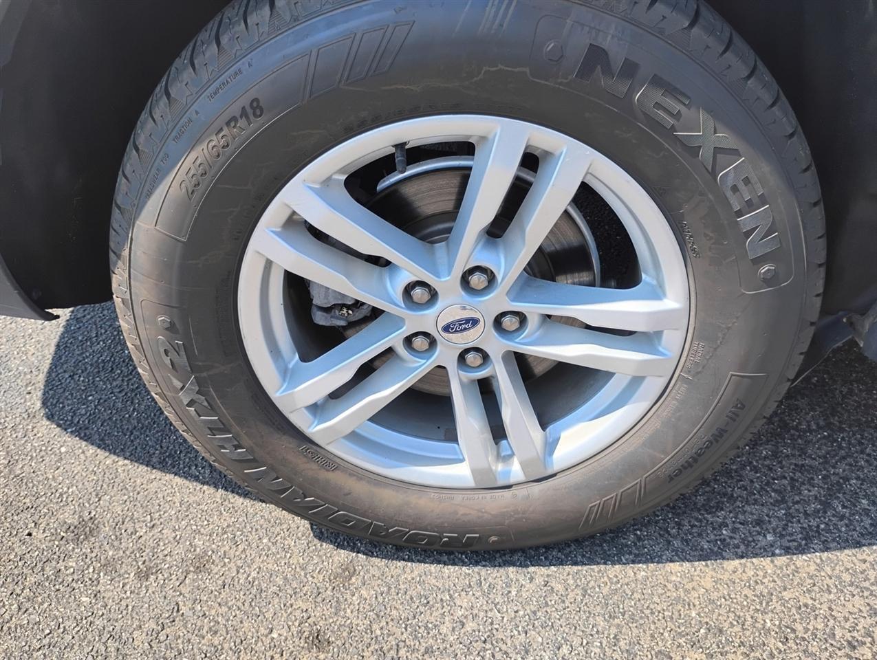 Ford Explorer XLT 4WD 2022