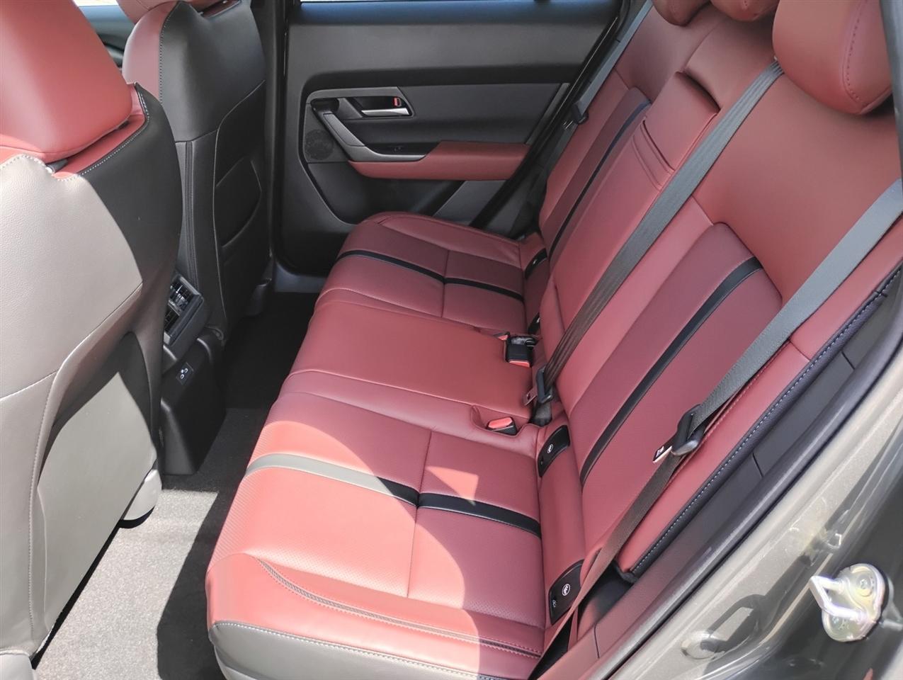 Mazda CX-50 Hybrid Premium AWD 2026