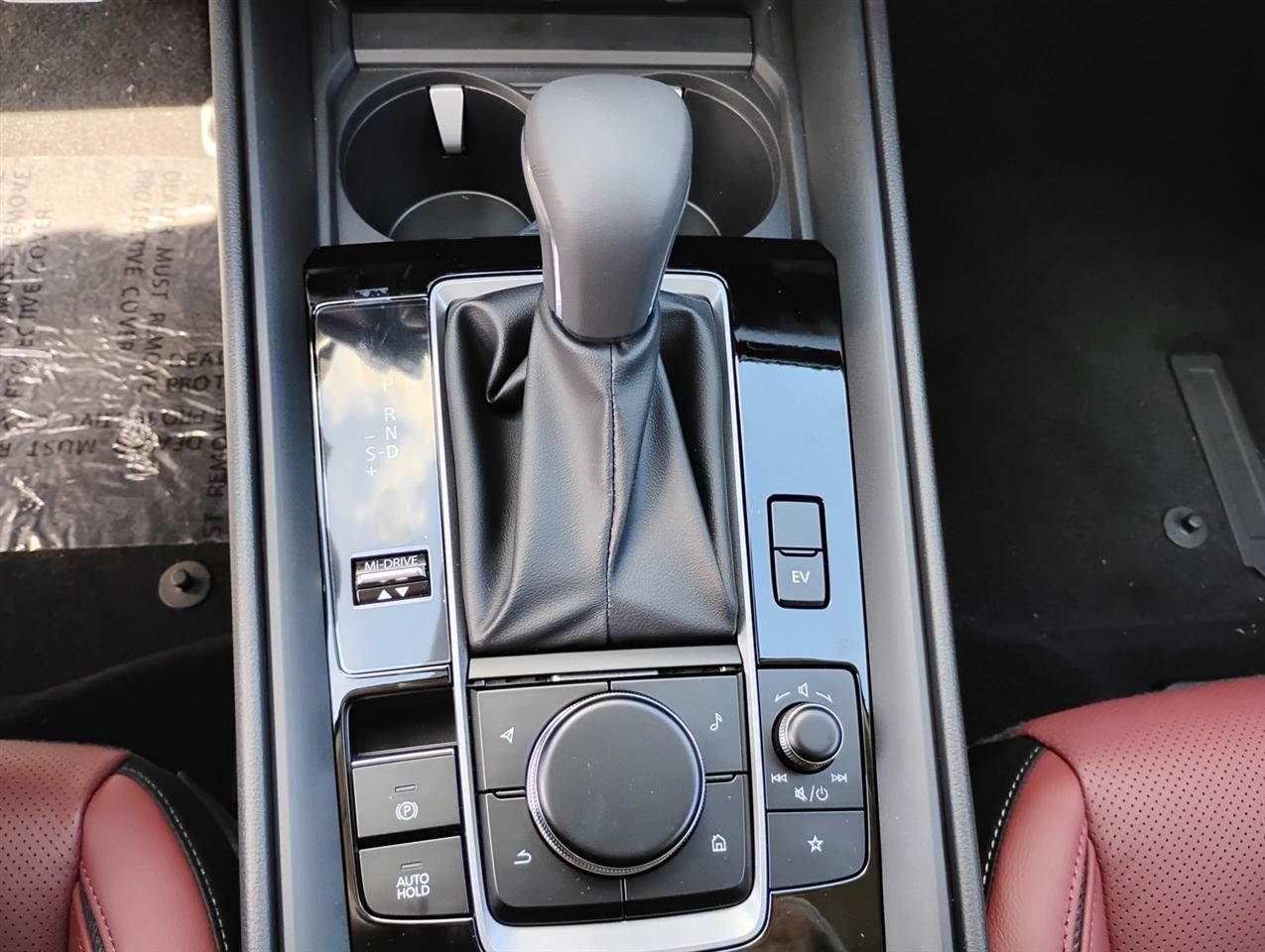 Mazda CX-50 Hybrid Premium AWD 2026