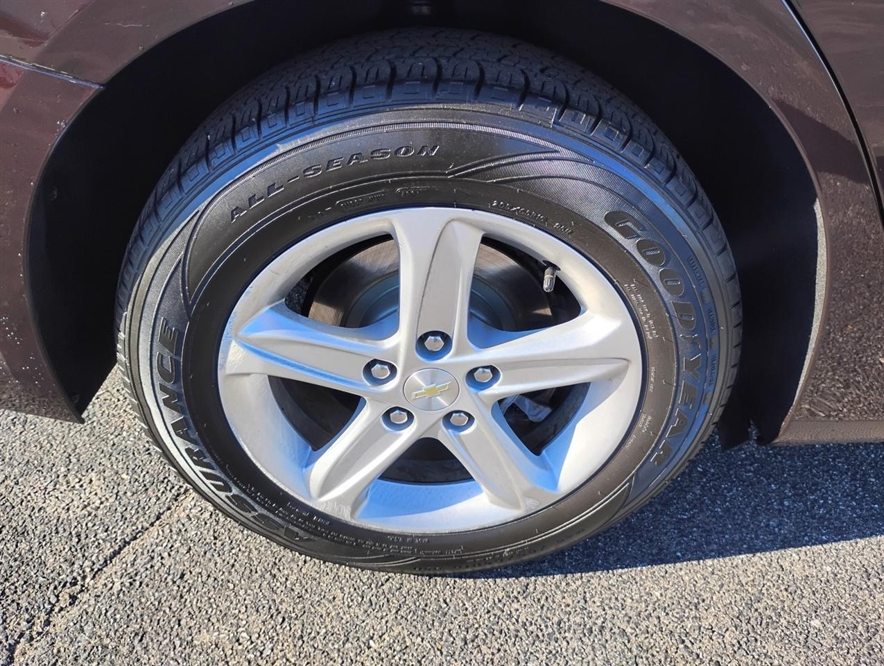 Chevrolet Malibu 4dr Sdn LS w/1FL 2020