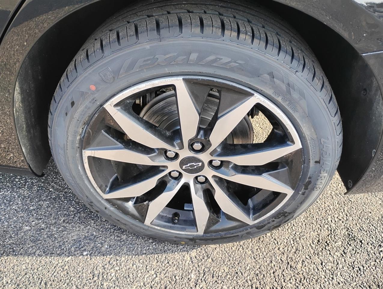 Chevrolet Malibu 4dr Sdn RS 2022