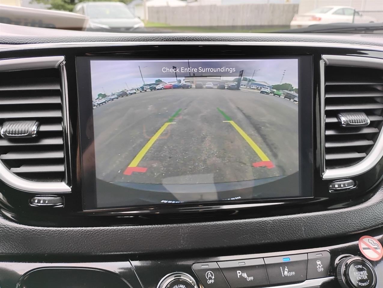 Chrysler Pacifica Touring L 2024