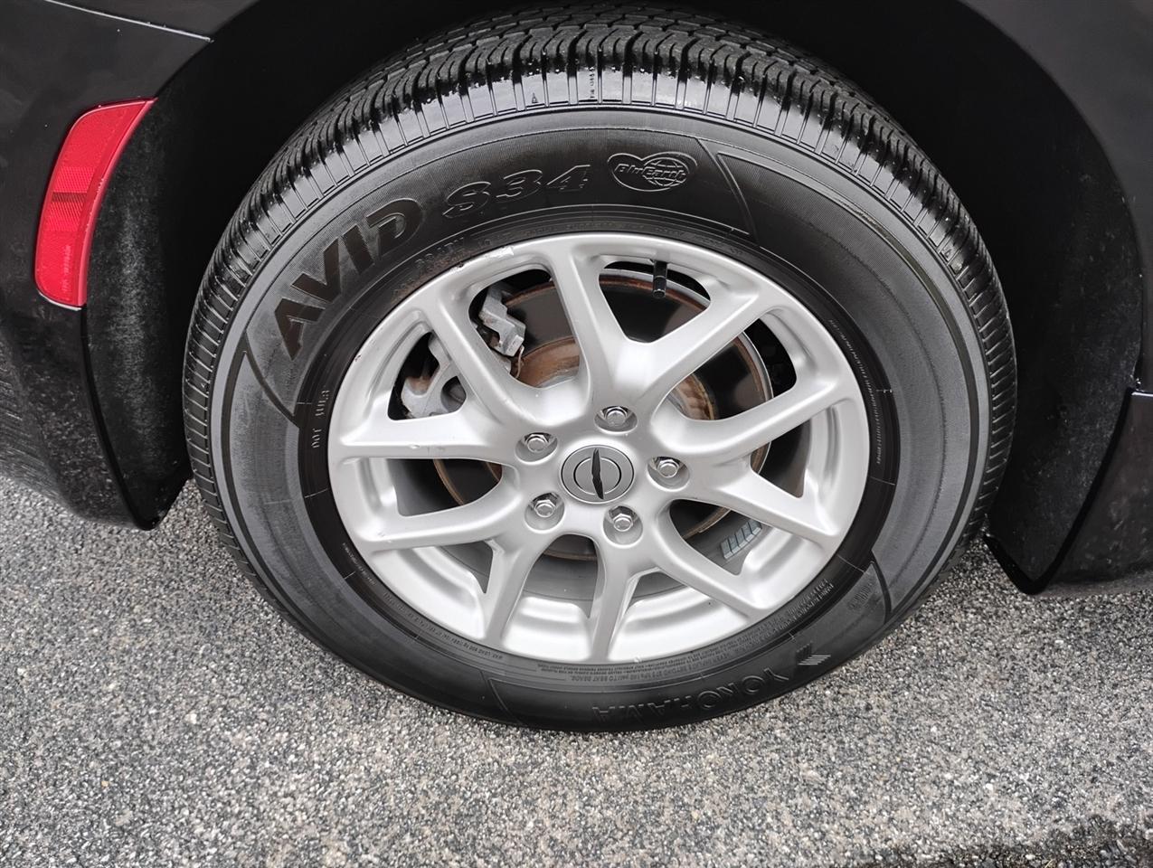 Chrysler Pacifica Touring L 2024