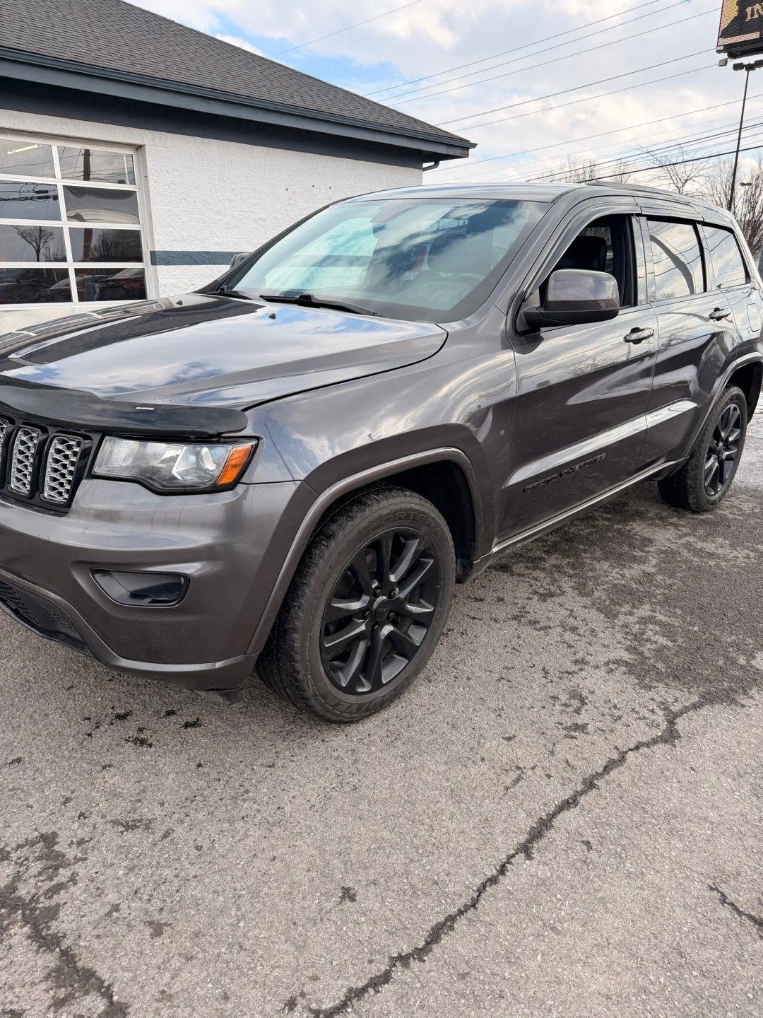 Jeep Grand Cherokee  2017