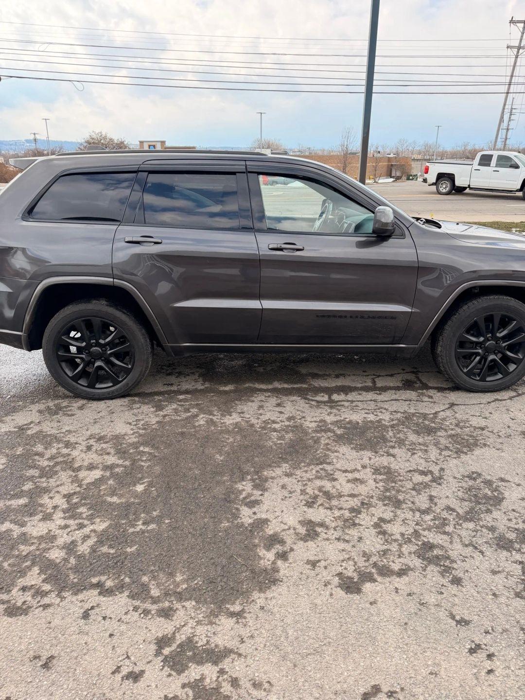 Jeep Grand Cherokee  2017