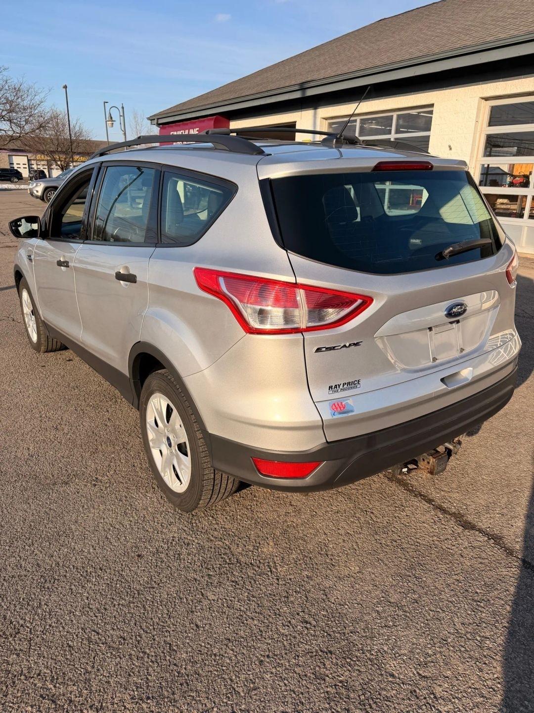 Ford Escape  2014
