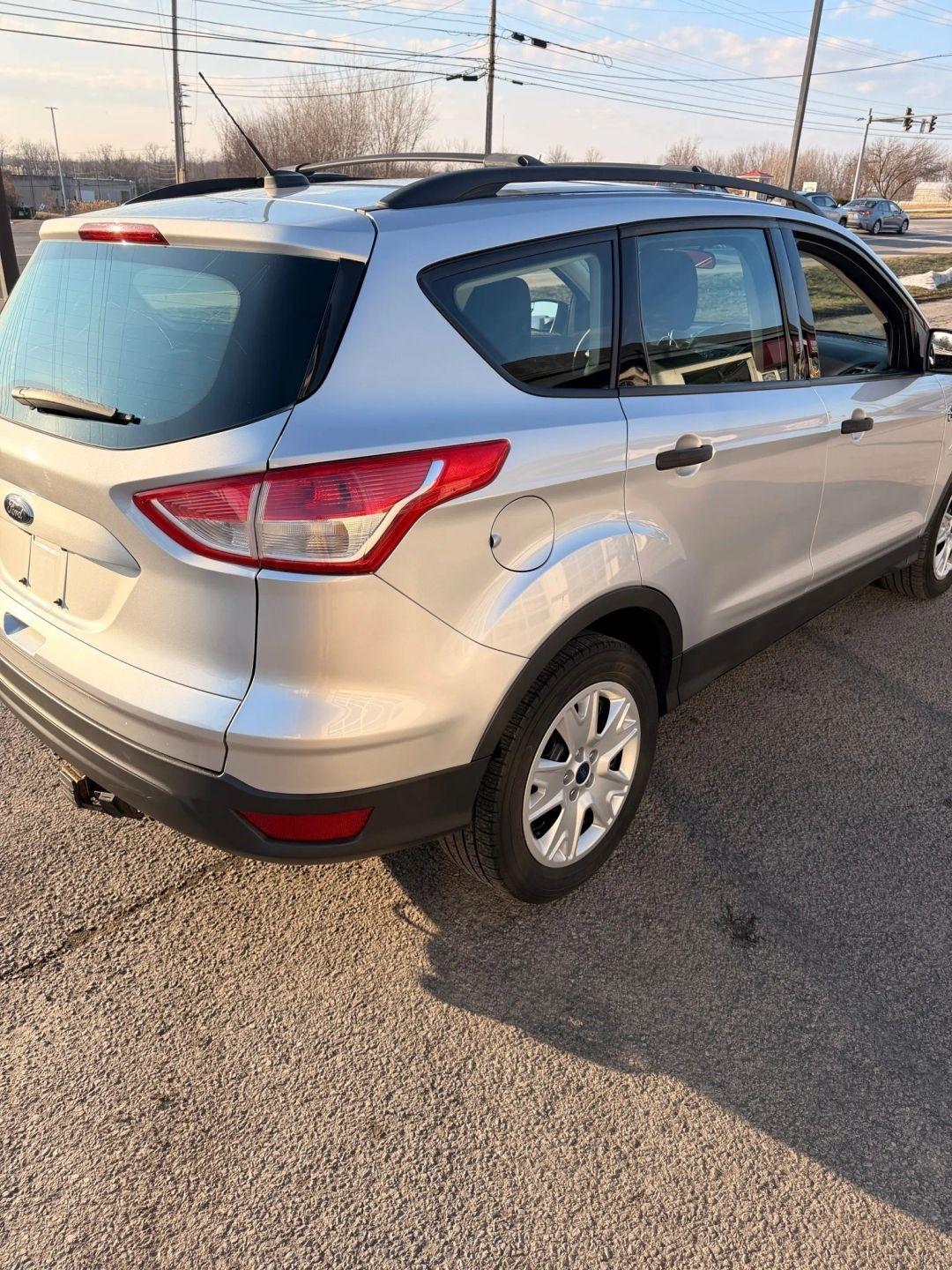 Ford Escape  2014