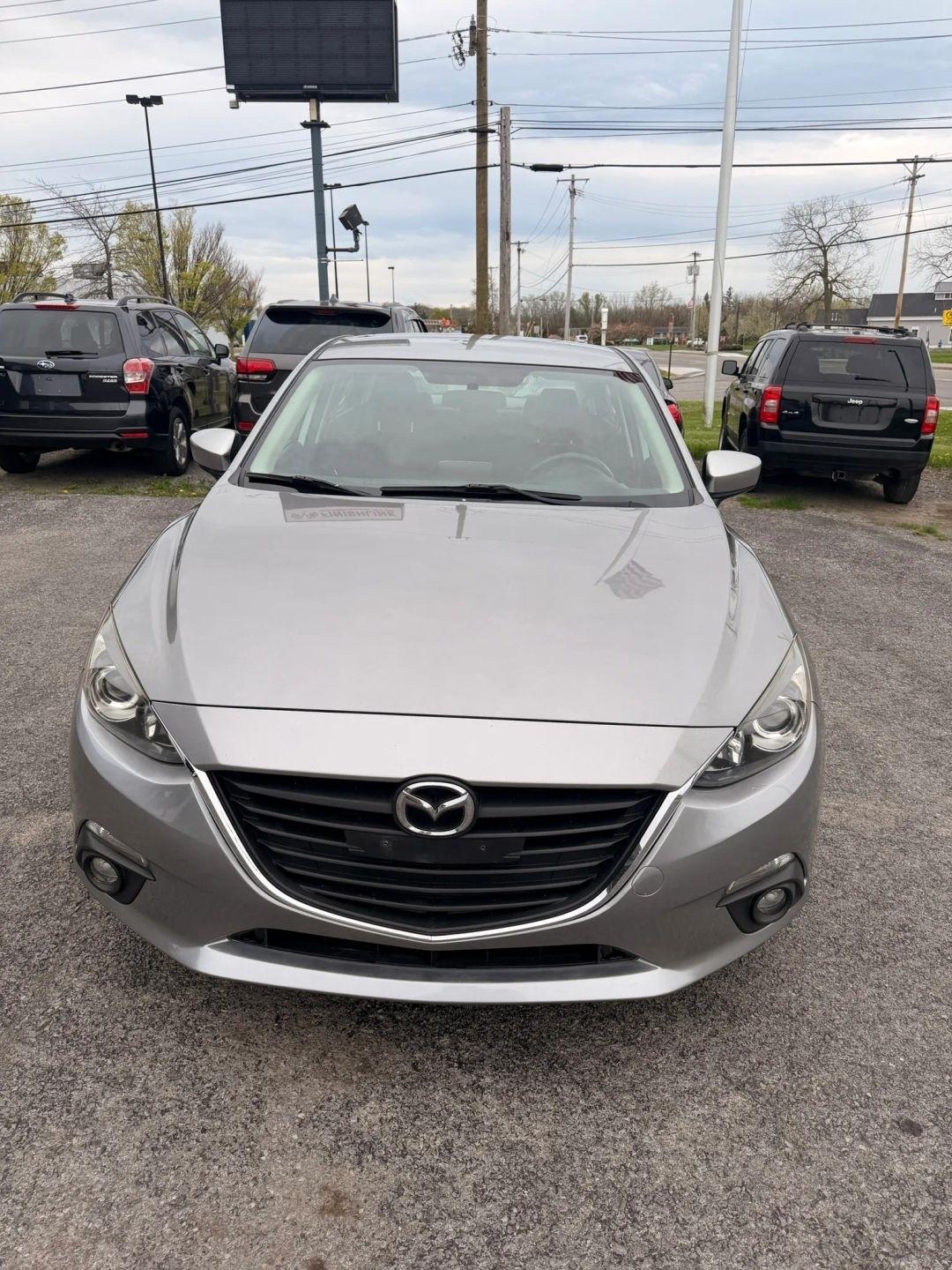 Mazda MAZDA3  2015