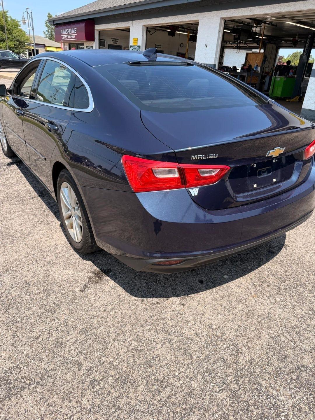 Chevrolet Malibu  2017