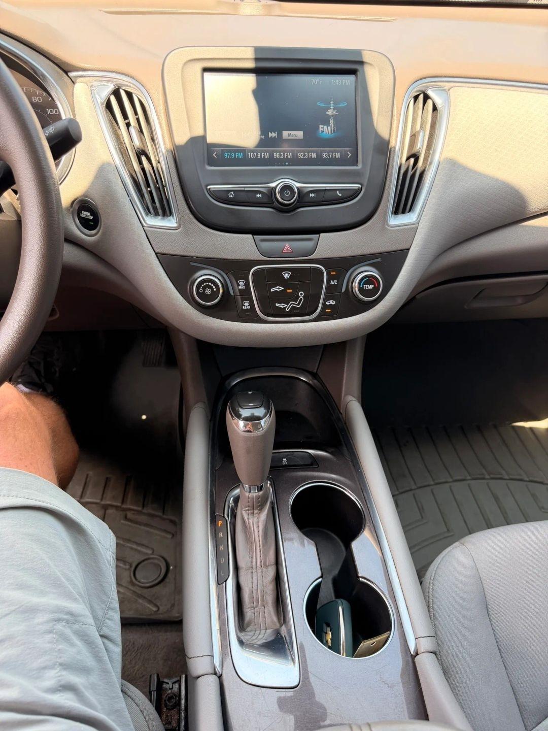 Chevrolet Malibu  2017
