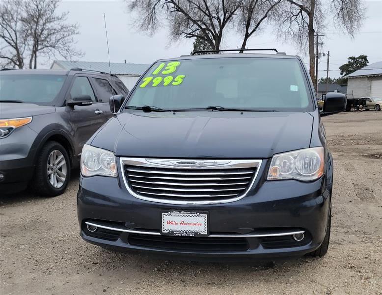 Chrysler Town & Country Touring 2013