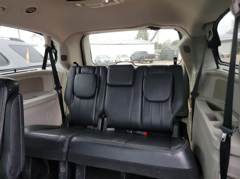 Chrysler Town & Country Touring 2013