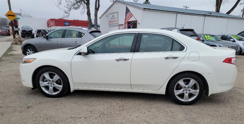 Acura TSX 5-Speed AT with Tech Package 2009