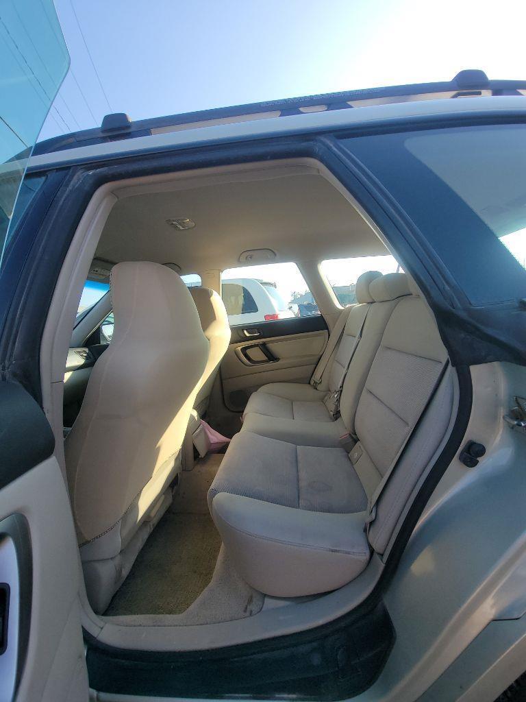 Subaru Outback 2.5i Wagon 2007