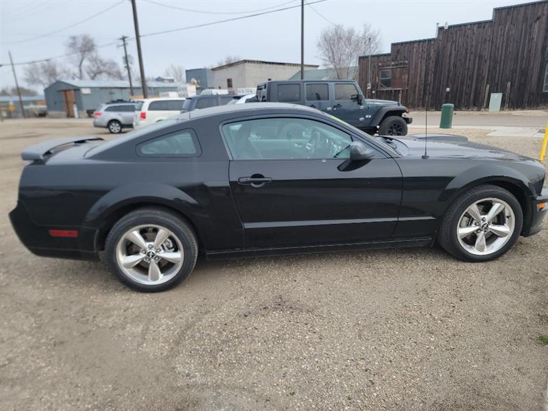 2007 Ford Mustang GT Deluxe