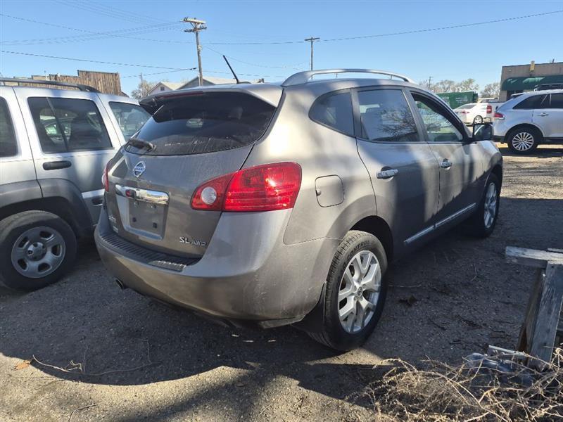 Nissan Rogue S AWD 2012