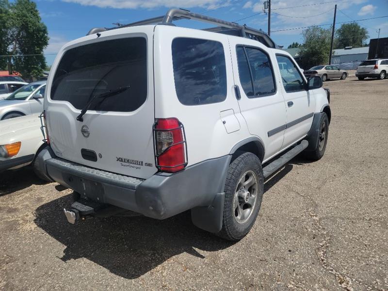 Nissan Xterra SE S/C 4WD 2003