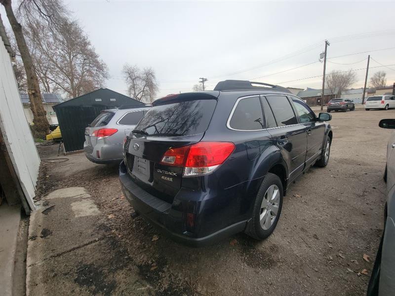 Subaru Outback 2.5i Premium 2012