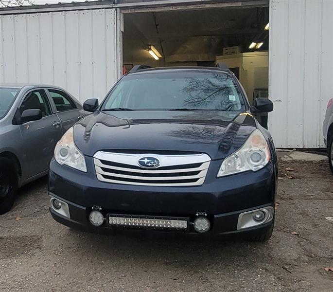 Subaru Outback 2.5i Premium 2012