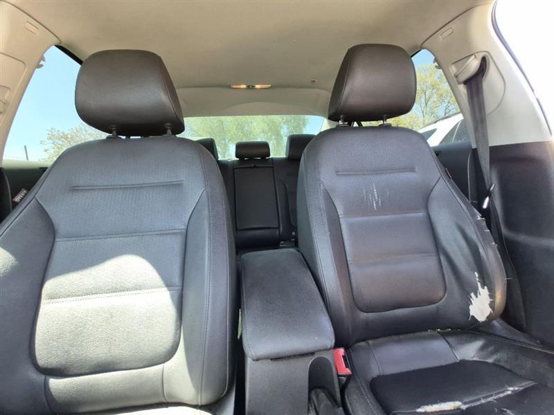 Volkswagen Jetta SE 2011