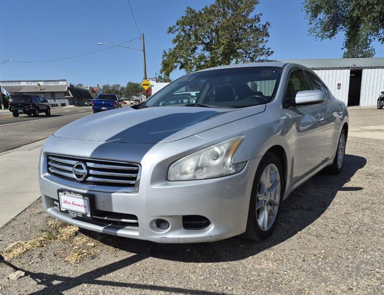 Nissan Maxima S 2014