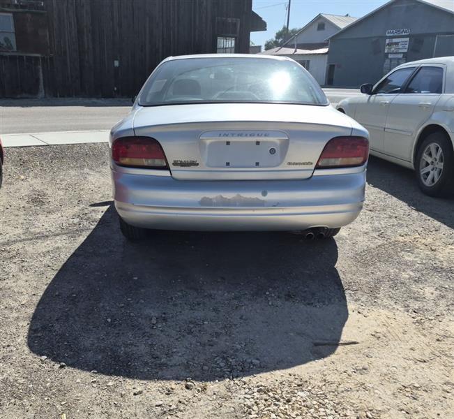 Oldsmobile Intrigue GX Sedan 2002