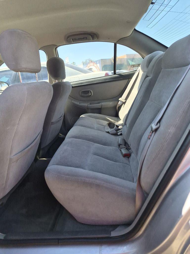 Oldsmobile Intrigue GX Sedan 2002