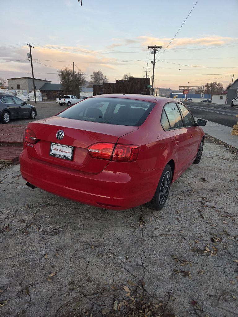 Volkswagen Jetta S 2012