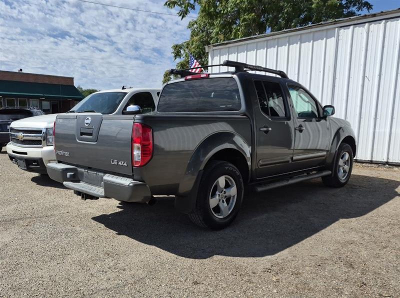 Nissan Frontier LE Crew Cab 4WD 2006
