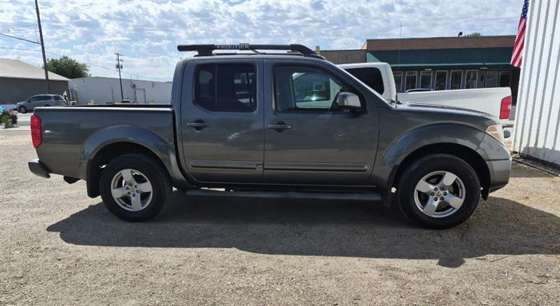 Nissan Frontier LE Crew Cab 4WD 2006